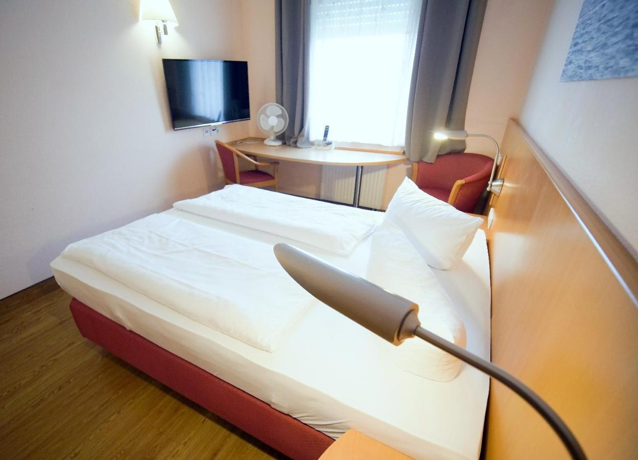 Hotel Sunparc - Shuttle Zum Europa-Park Rust 4Km & Rulantica 2Km Ringsheim Zewnętrze zdjęcie