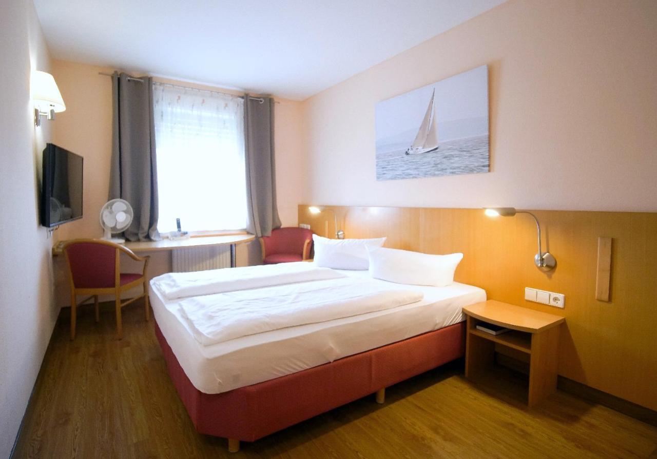 Hotel Sunparc - Shuttle Zum Europa-Park Rust 4Km & Rulantica 2Km Ringsheim Zewnętrze zdjęcie