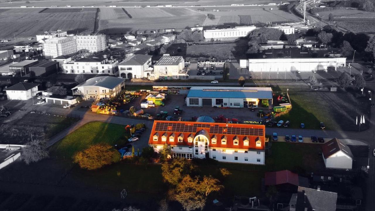 Hotel Sunparc - Shuttle Zum Europa-Park Rust 4Km & Rulantica 2Km Ringsheim Zewnętrze zdjęcie