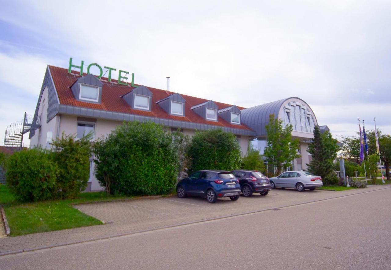 Hotel Sunparc - Shuttle Zum Europa-Park Rust 4Km & Rulantica 2Km Ringsheim Zewnętrze zdjęcie