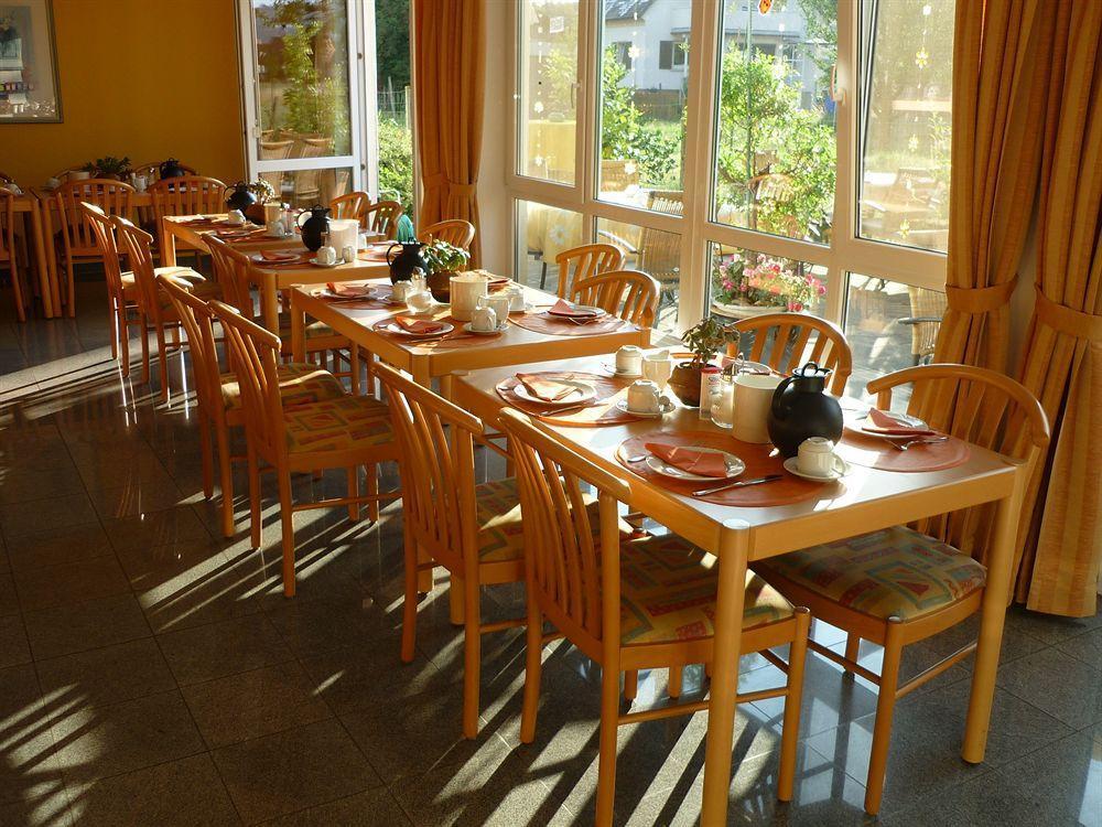Hotel Sunparc - Shuttle Zum Europa-Park Rust 4Km & Rulantica 2Km Ringsheim Zewnętrze zdjęcie
