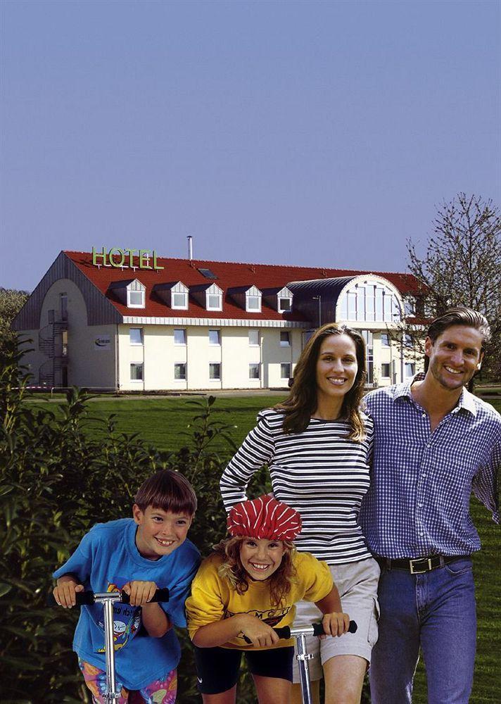 Hotel Sunparc - Shuttle Zum Europa-Park Rust 4Km & Rulantica 2Km Ringsheim Zewnętrze zdjęcie